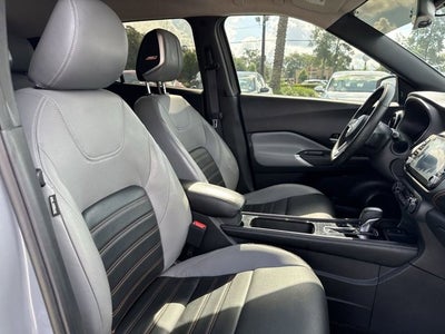 2022 Nissan Kicks SR