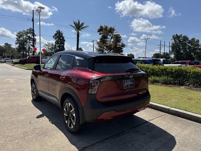 2025 Nissan Kicks SV
