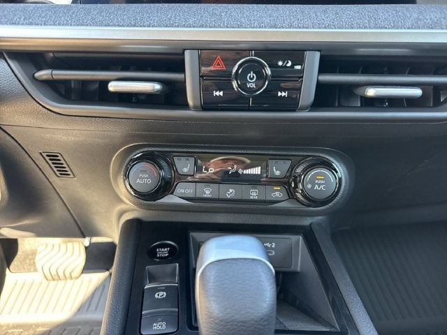 2027 Nissan Kicks SV