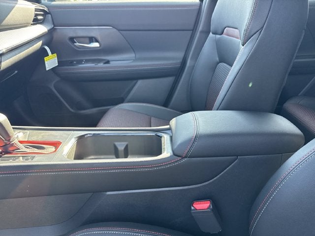 2027 Nissan Kicks SR