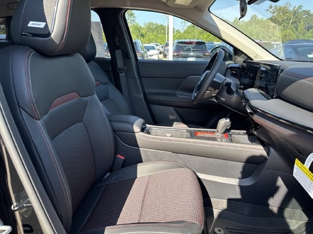 2027 Nissan Kicks SR