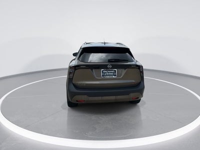 2025 Nissan Kicks SR