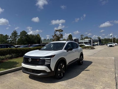 2026 Nissan Kicks SR