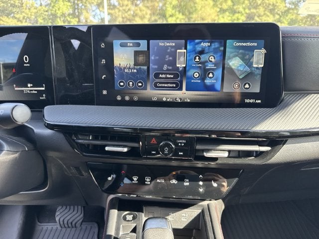 2027 Nissan Kicks SR