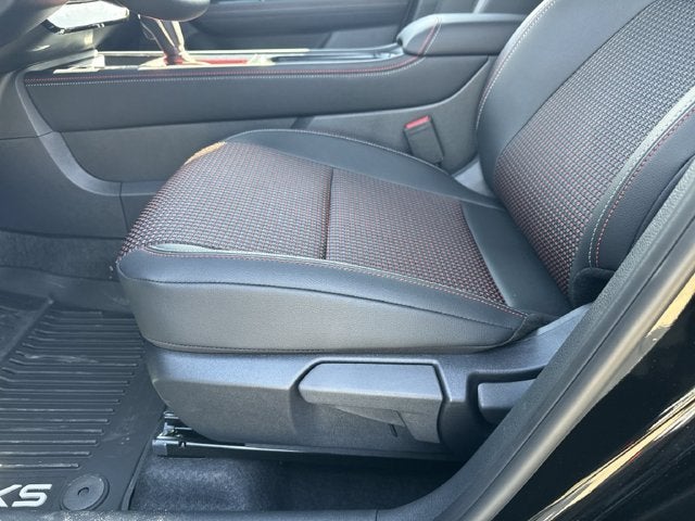 2027 Nissan Kicks SR
