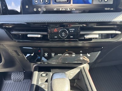 2027 Nissan Kicks SR