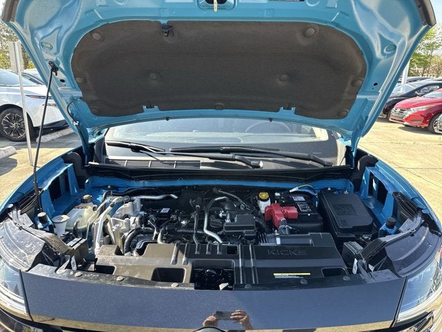 2025 Nissan Kicks SR