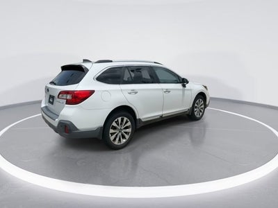 2019 Subaru Outback Touring