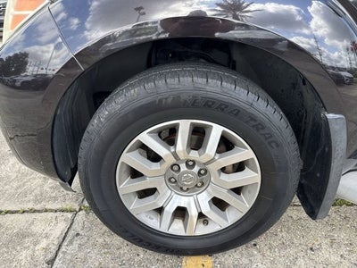 2011 Nissan Pathfinder LE