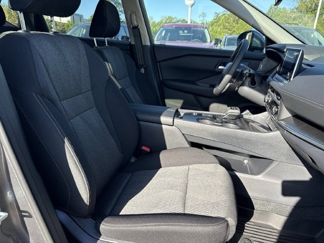 2027 Nissan Rogue SV