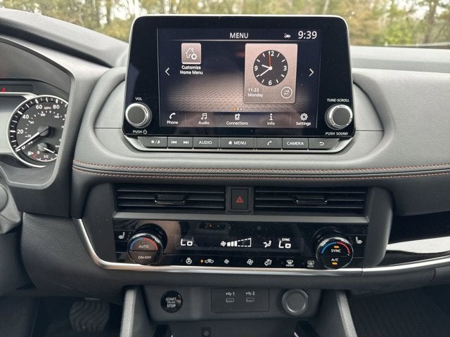 2026 Nissan Rogue Rock Creek®