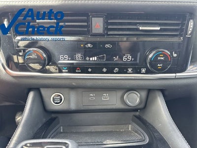 2022 Nissan Rogue SL