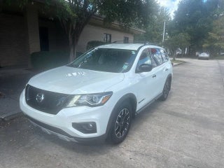 2020 Nissan Pathfinder SV