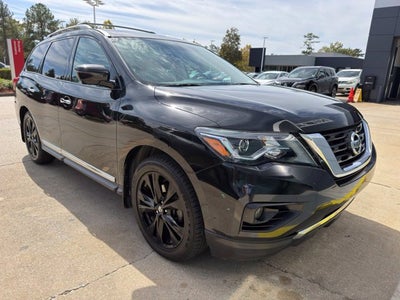 2017 Nissan Pathfinder Platinum Midnight Edition