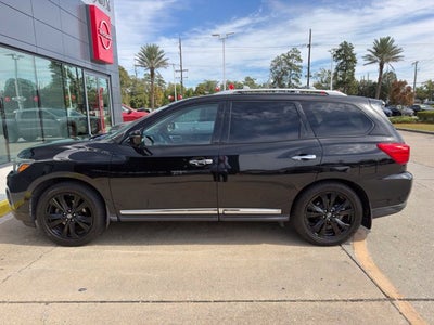 2017 Nissan Pathfinder Platinum Midnight Edition