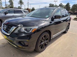 2017 Nissan Pathfinder Platinum