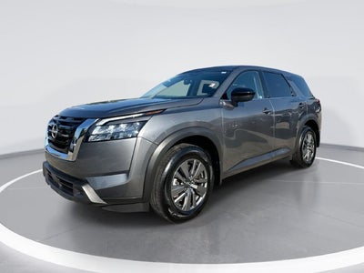 2025 Nissan Pathfinder S