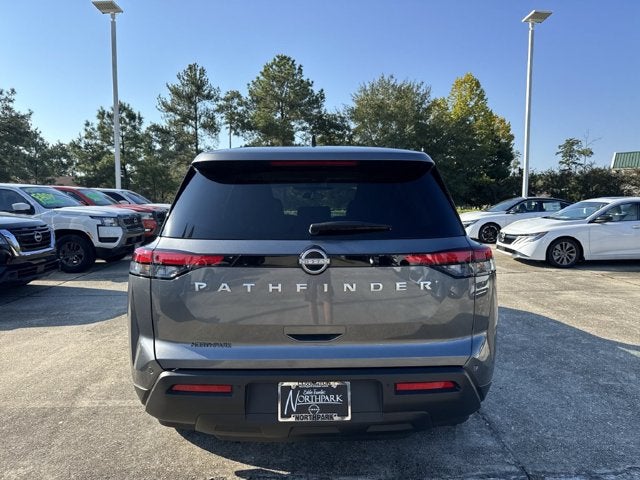 2025 Nissan Pathfinder S