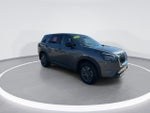 2025 Nissan Pathfinder S