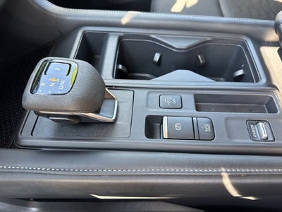 2025 Nissan Pathfinder S