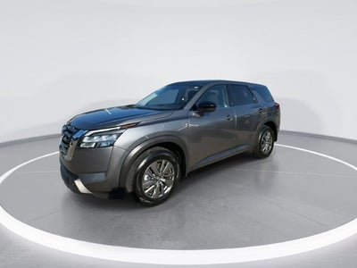 2025 Nissan Pathfinder S