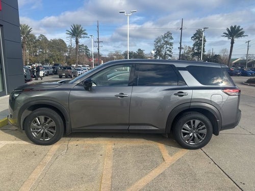 2024 Nissan Pathfinder S