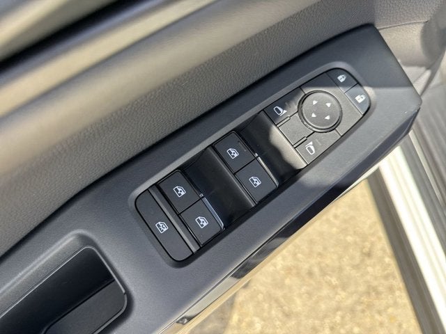 2026 Nissan Pathfinder S