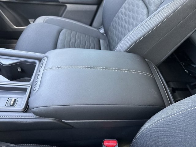 2026 Nissan Pathfinder S