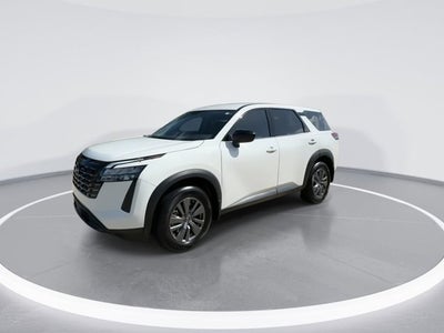 2026 Nissan Pathfinder S