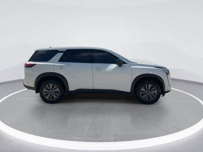 2026 Nissan Pathfinder S