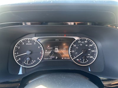 2024 Nissan Pathfinder SV