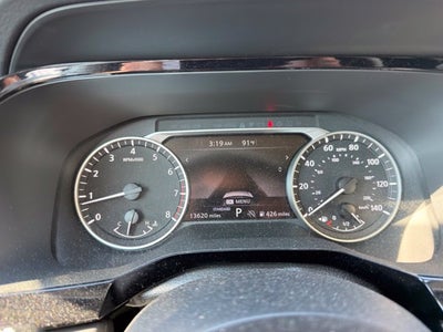 2025 Nissan Pathfinder SV