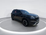 2025 Nissan Pathfinder Rock Creek®