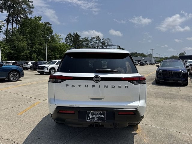 2026 Nissan Pathfinder SV
