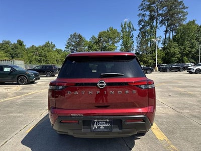 2026 Nissan Pathfinder SV