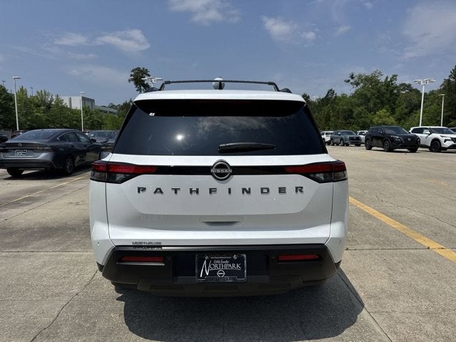 2026 Nissan Pathfinder SV