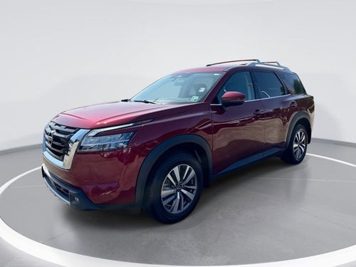 2022 Nissan Pathfinder SL
