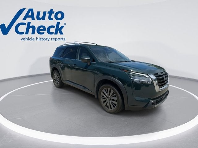 2024 Nissan Pathfinder SL