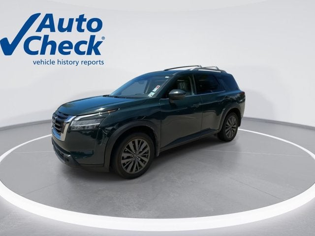 2024 Nissan Pathfinder SL
