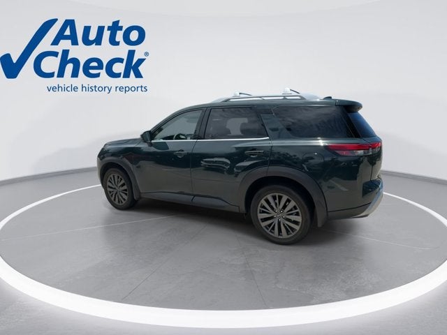 2024 Nissan Pathfinder SL