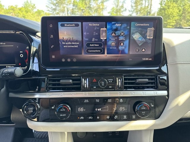 2026 Nissan Pathfinder SL