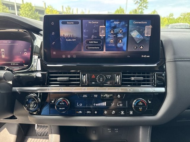 2026 Nissan Pathfinder SL