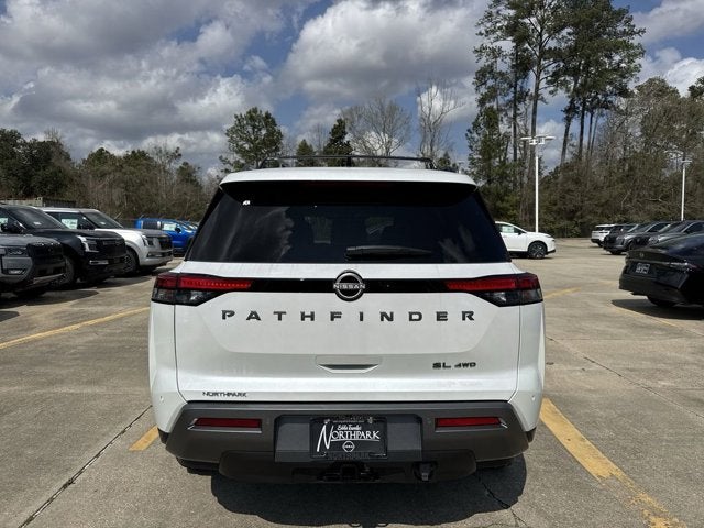 2026 Nissan Pathfinder SL