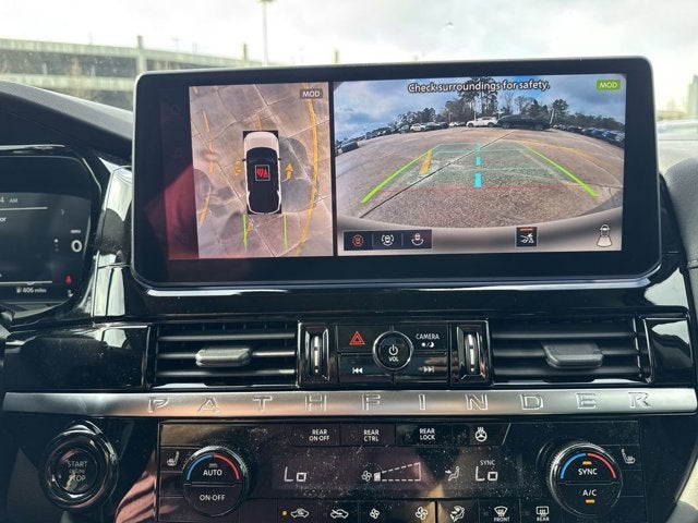 2026 Nissan Pathfinder SL