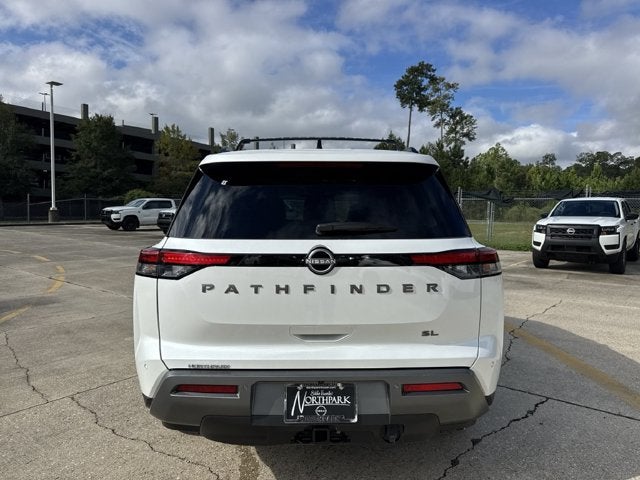 2026 Nissan Pathfinder SL