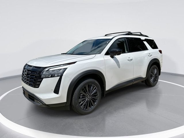 2026 Nissan Pathfinder SL 2WD's photo