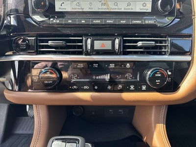 2025 Nissan Pathfinder Platinum
