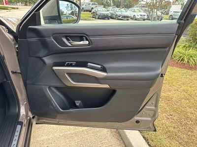 2024 Nissan Pathfinder Platinum