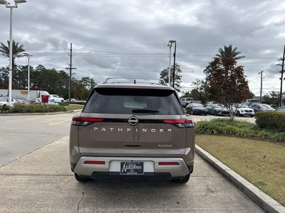 2024 Nissan Pathfinder Platinum