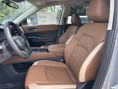2026 Nissan Pathfinder Platinum